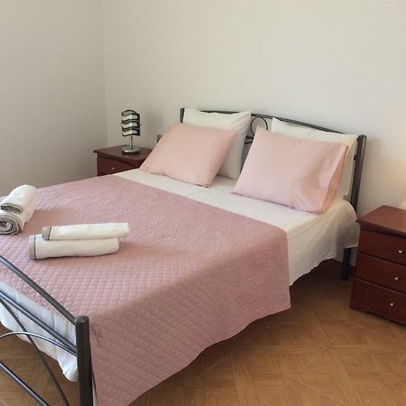 Comfort Apartment in Preveza Buitenkant foto
